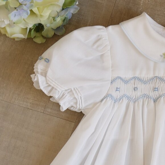 White Smocked Dress Bonnet and Bloomer Set Blue Embroidery Boutique Portrait NEW - Picture 7 of 7